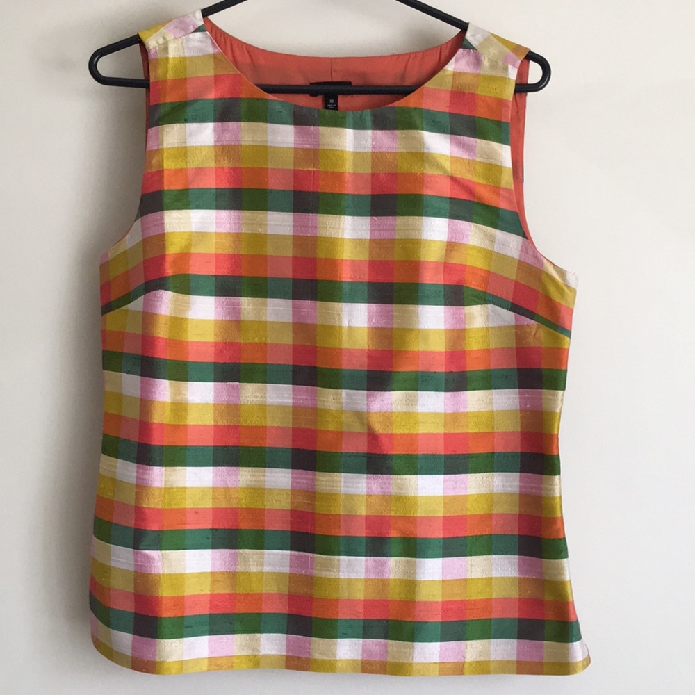 Retro Looking Top